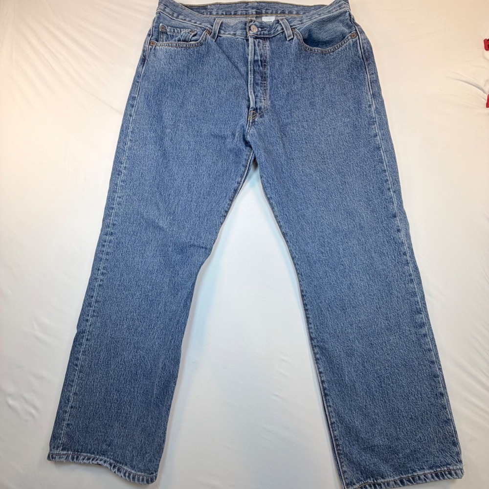 Levi's 501 Original Fit Jeans Men's 36x29 Button Fly Light Wash‎ Denim Y2K 2003
